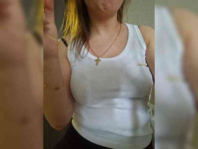 Kira183 webcam