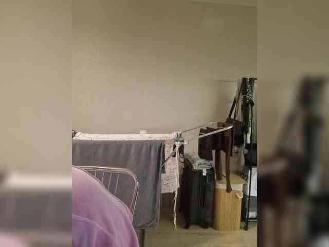 Kira183 webcam