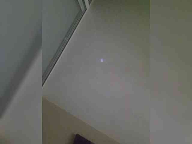 Kira183 webcam