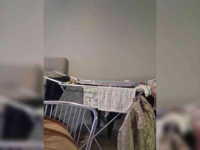 Kira183 webcam