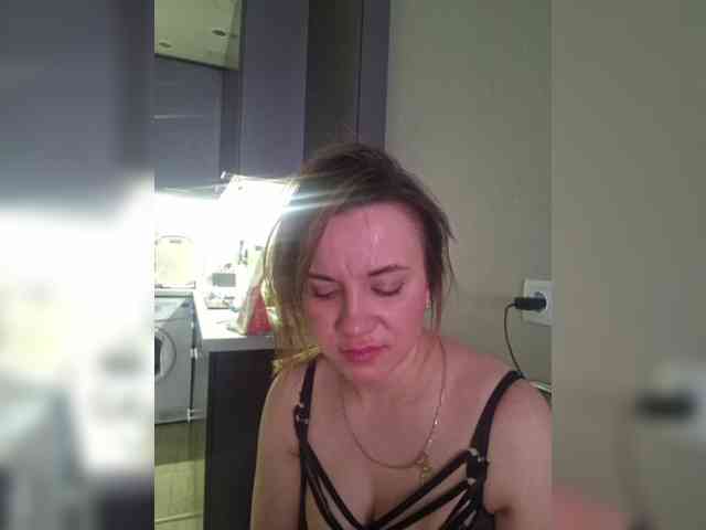 Kira183 webcam