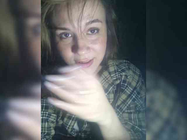 Kira183 webcam