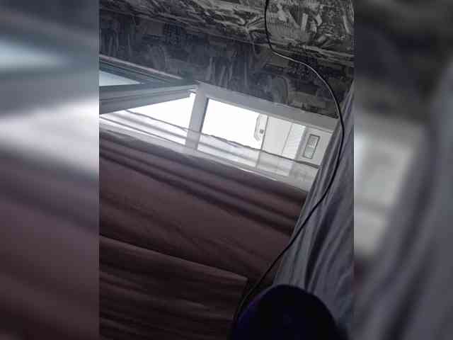 Kira183 webcam