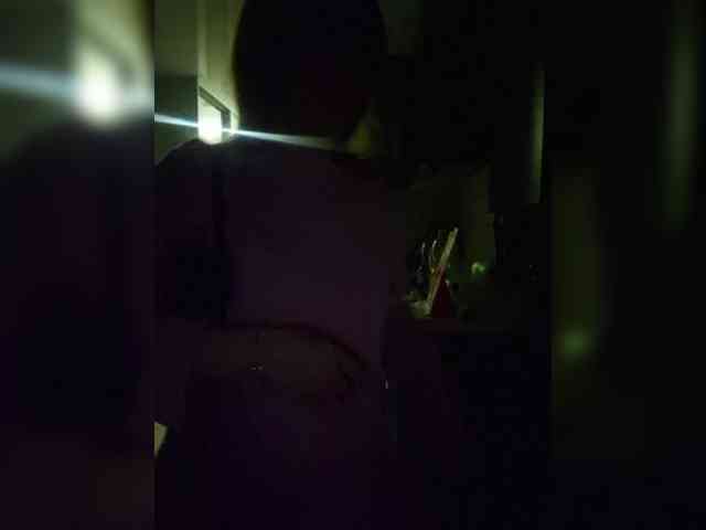 Kira183 webcam
