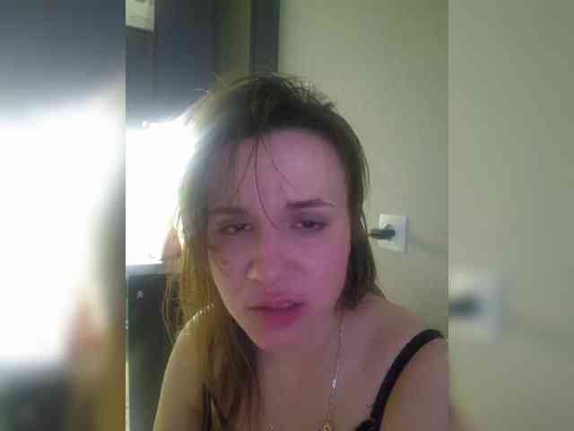 Kira183 webcam