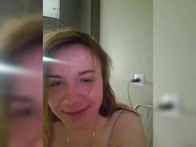 Kira183 webcam
