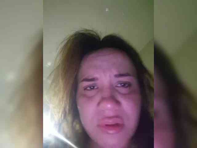 Kira183 webcam