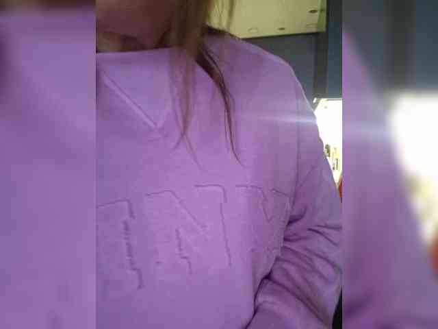 Kira183 webcam