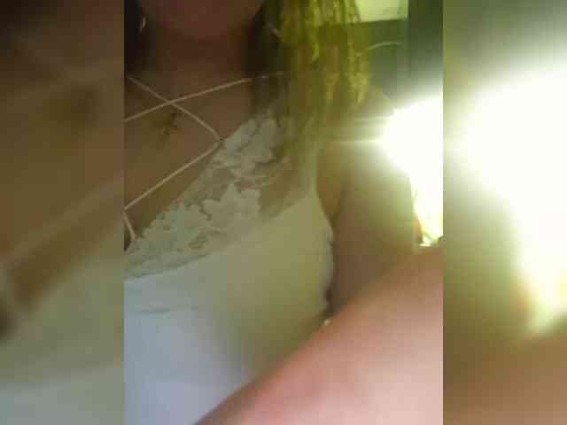 Kira183 webcam
