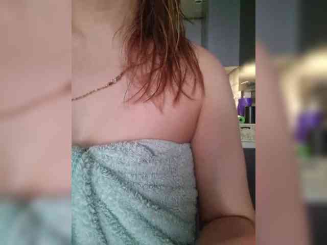 Kira183 webcam