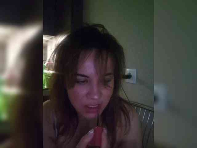 Kira183 webcam