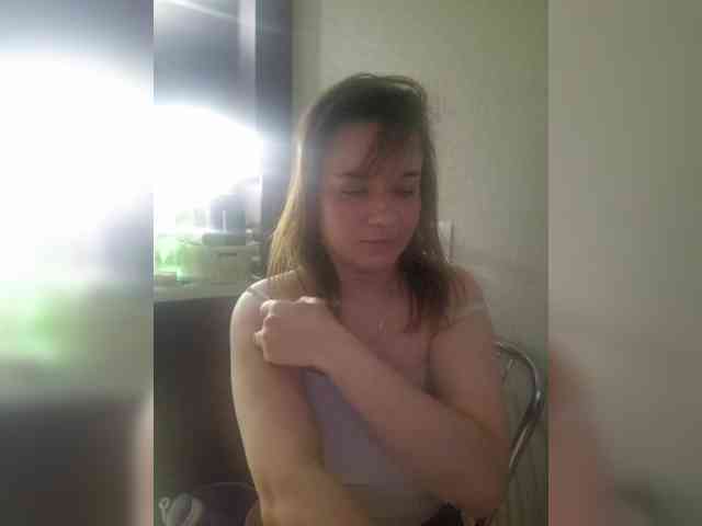 Kira183 webcam