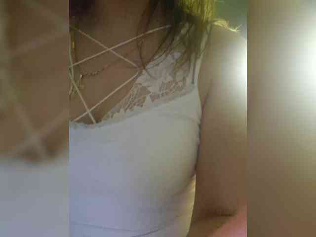 Kira183 webcam
