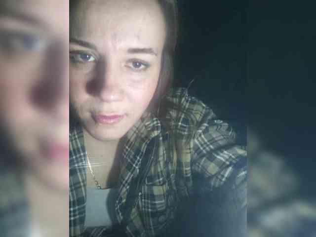Kira183 webcam