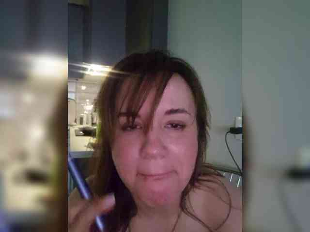 Kira183 webcam