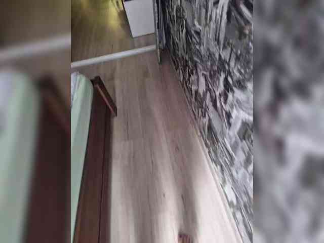 Kira183 webcam