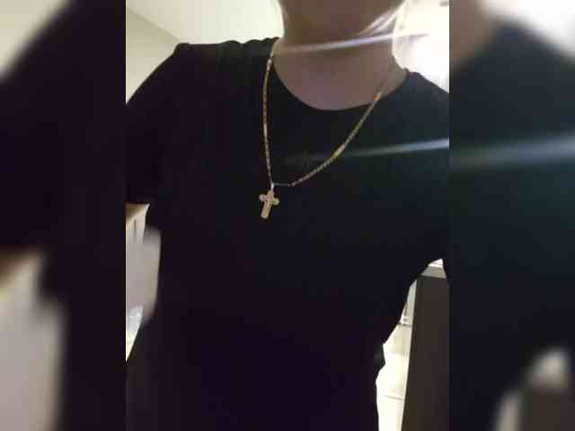 Kira183 webcam