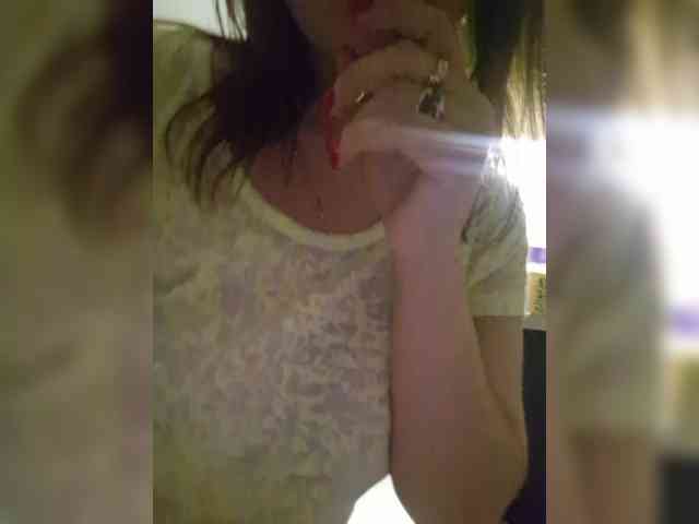 Kira183 webcam