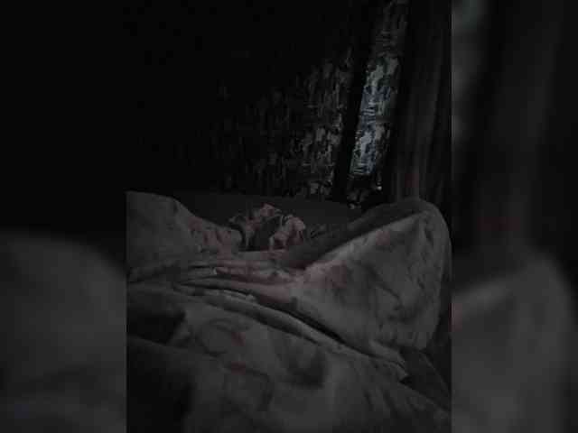 Kira183 webcam