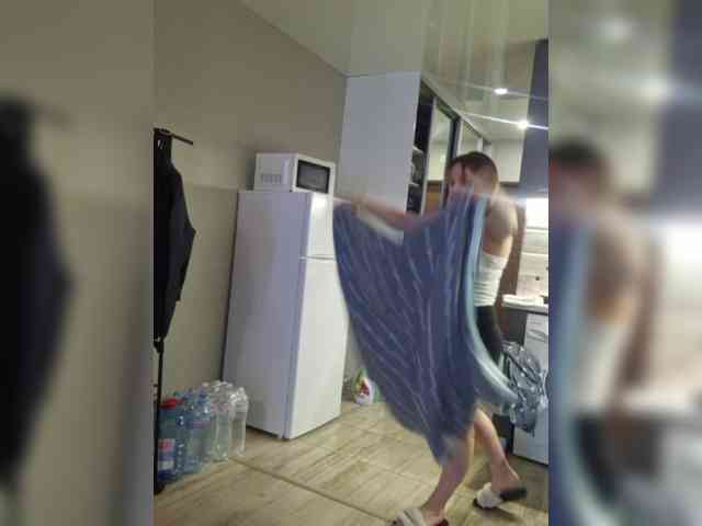 Kira183 webcam
