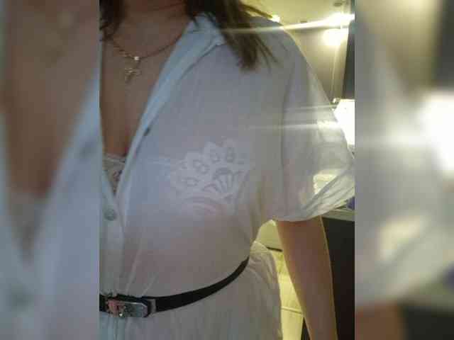 Kira183 webcam