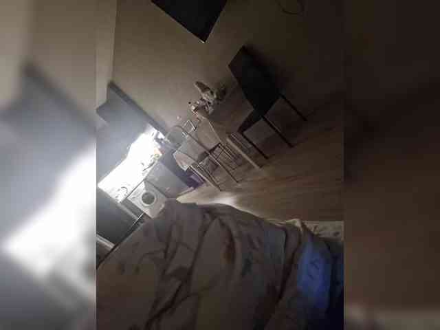Kira183 webcam