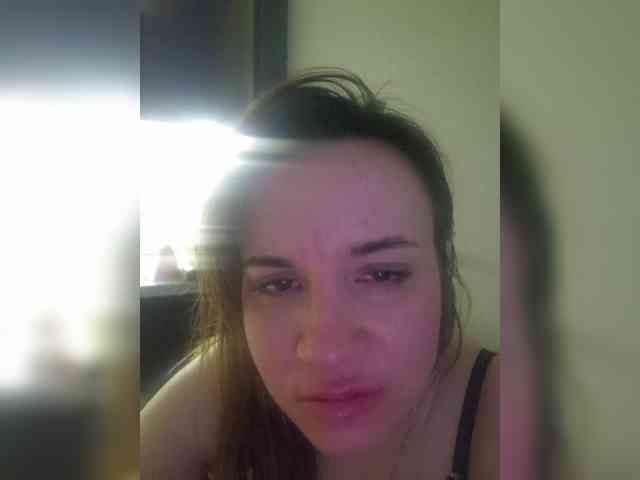 Kira183 webcam