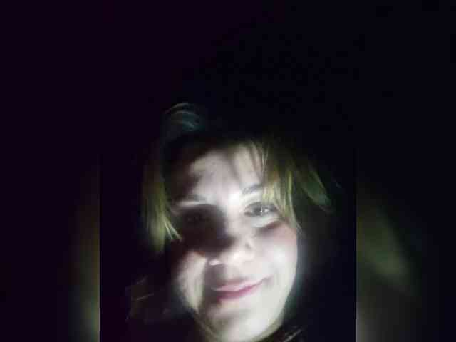 Kira183 webcam