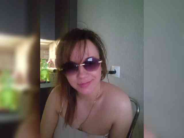 Kira183 webcam