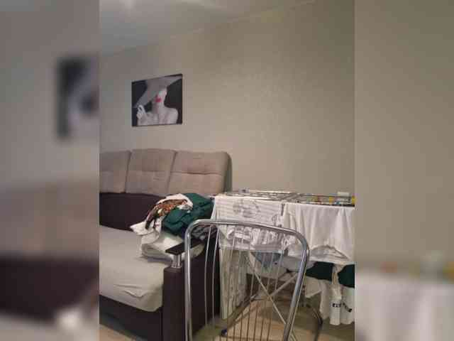 Kira183 webcam