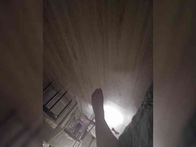 Kira183 webcam