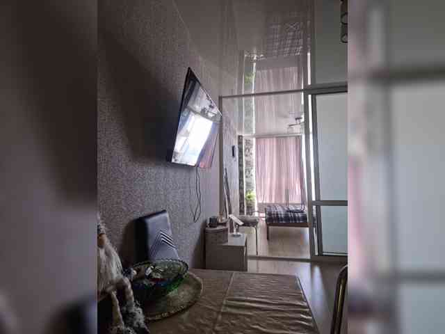Kira183 webcam