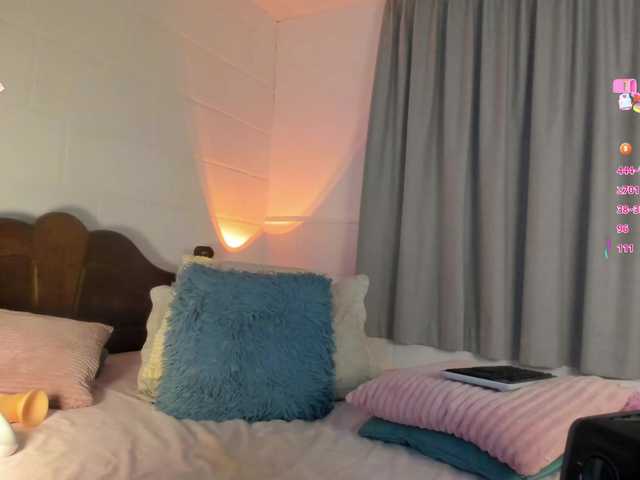 Sweetnina live webcam show
