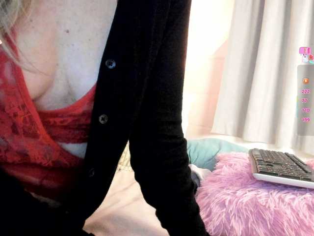 Sweetnina's BongaCams show and profile