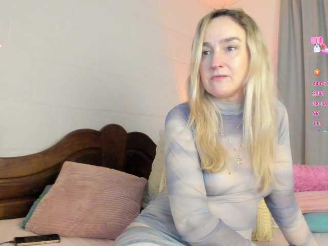 Sweetnina live cam on BongaCams