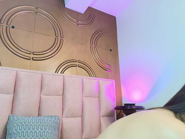 valeriaa19 live cam on BongaCams