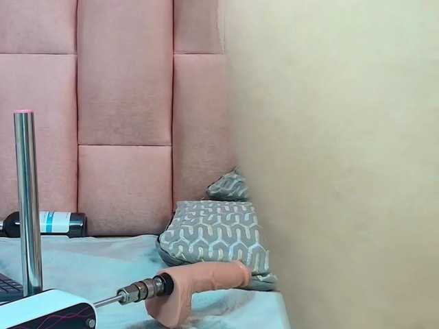 valeriaa19, en directo ahora en BongaCams