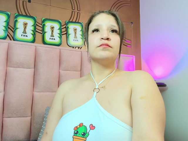 valeriaa19 live cam on BongaCams