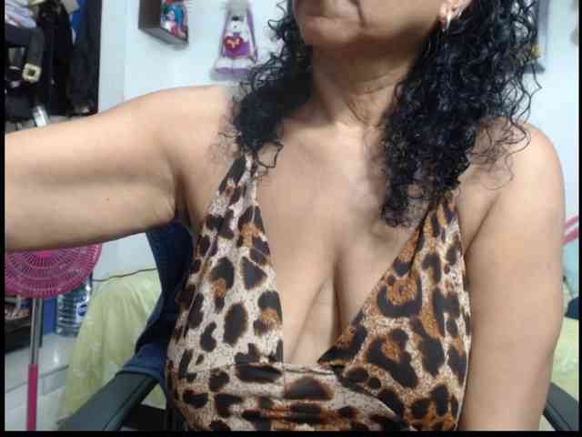 sarah-hot webcam