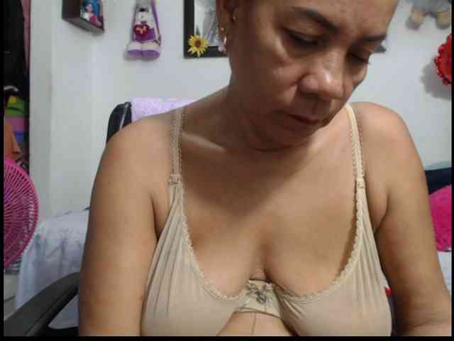 sarah-hot webcam