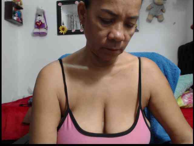 sarah-hot webcam