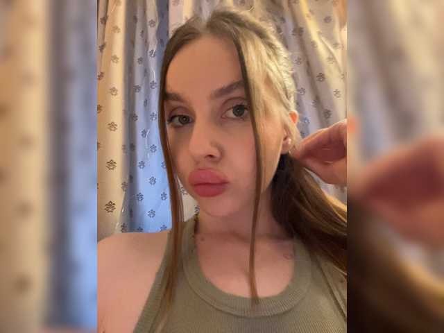 Natalymoodhot live cam