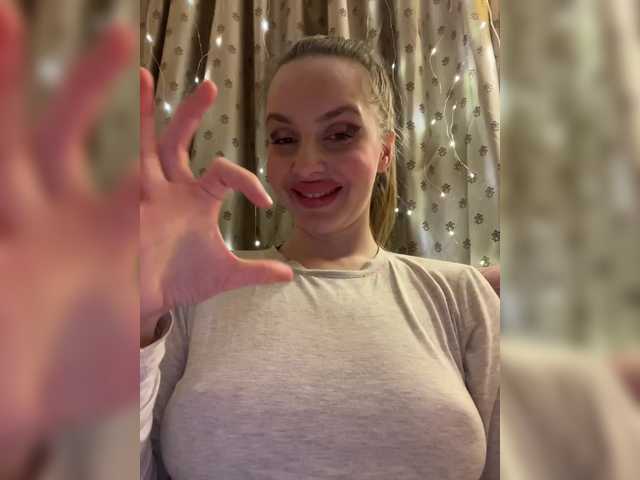 Natalymoodhot's BongaCams show and profile