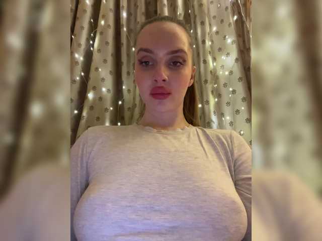 Natalymoodhot's BongaCams show and profile