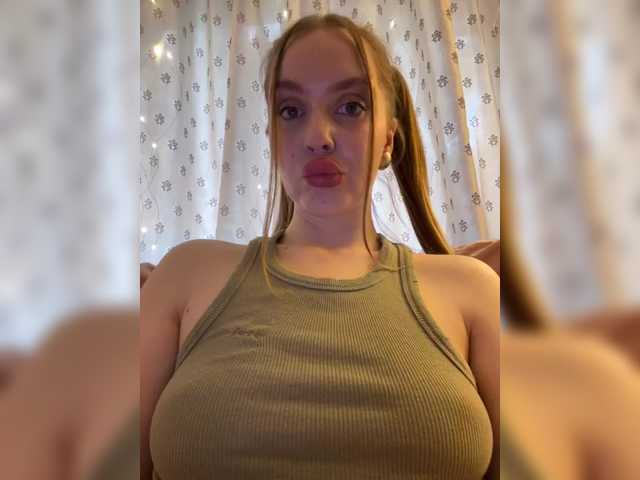 Natalymoodhot live cam on BongaCams