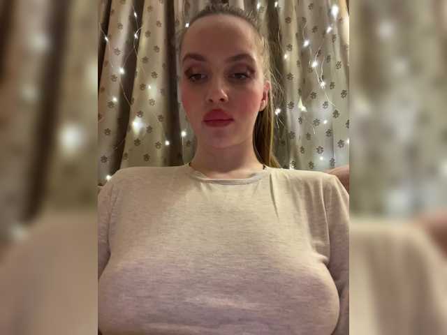 Natalymoodhot's BongaCams show and profile