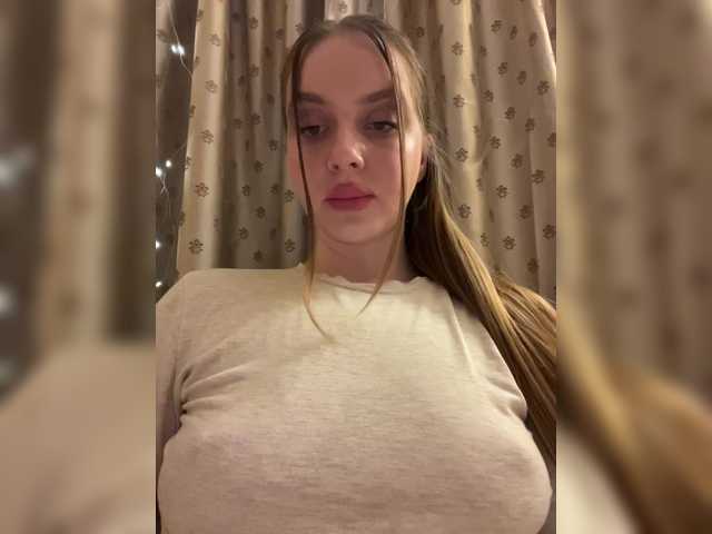 Natalymoodhot live cam on BongaCams