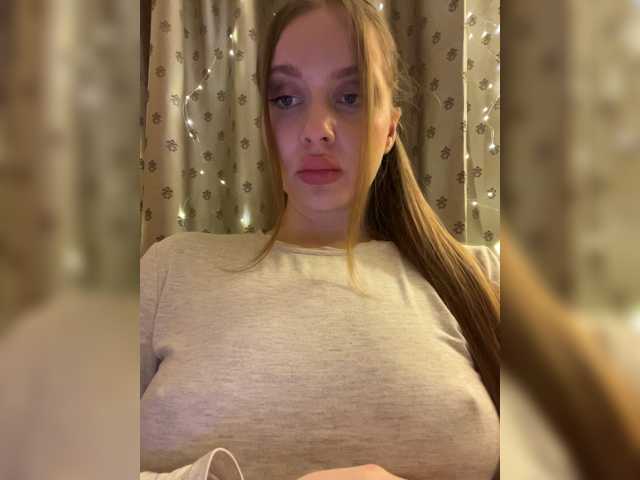 Dashahot8989 live cam preview