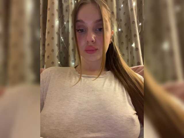 Natalymoodhot live cam on BongaCams