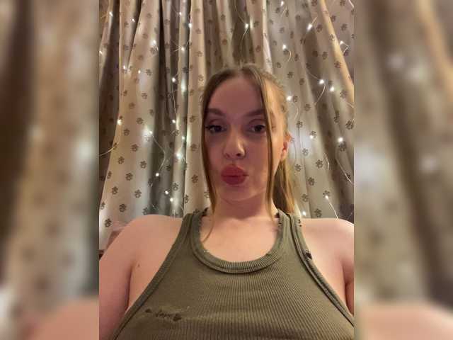 Natalymoodhot live cam on BongaCams